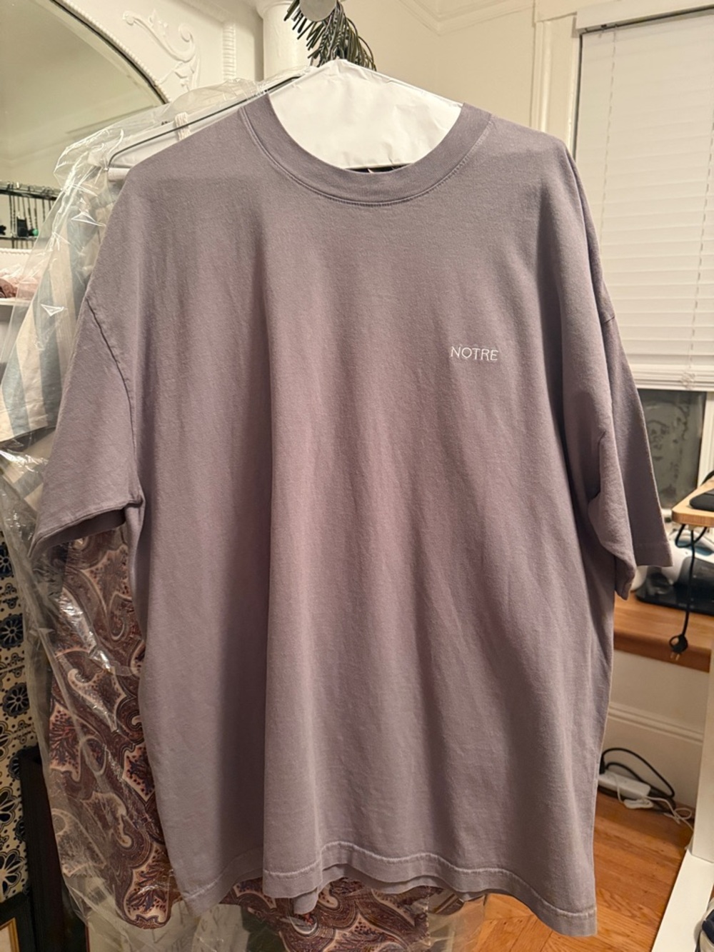 ✨ NWOT Notre Shop Chicago Light Gray T-Shirt ✨